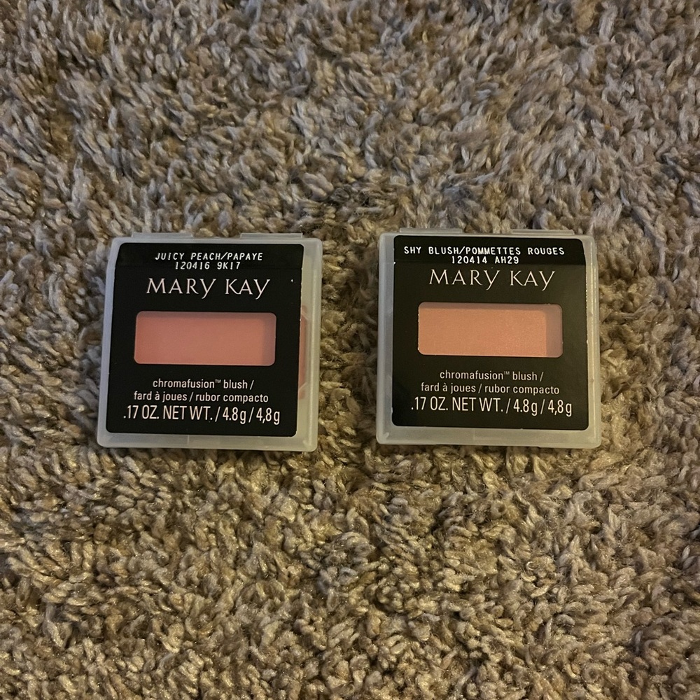Mary Kay Blush - Juicy Peach & Shy Blush